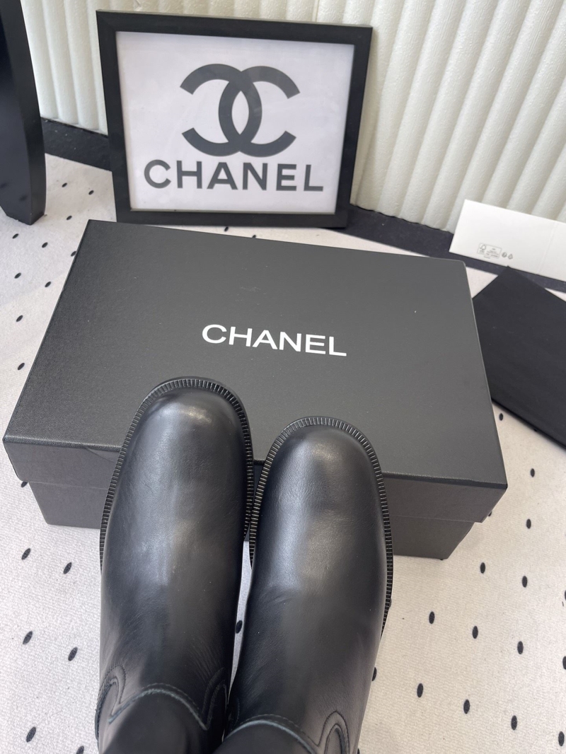 Ch**el boots
